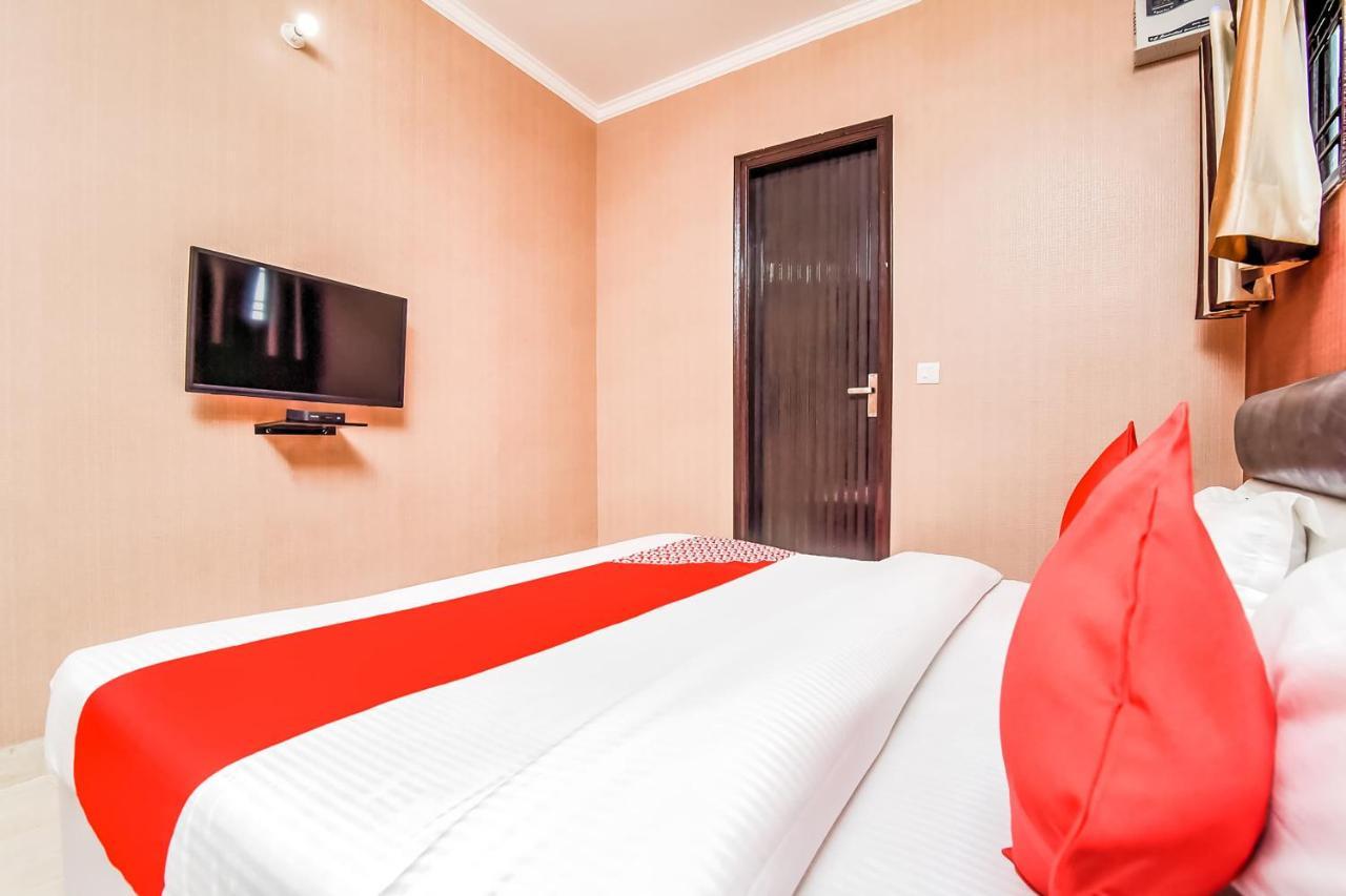 Hotel Oyo 19132 K Residency New Delhi