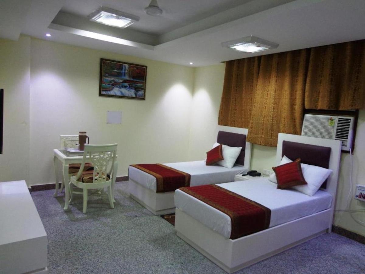Airport The Paramont 3* Nova Deli