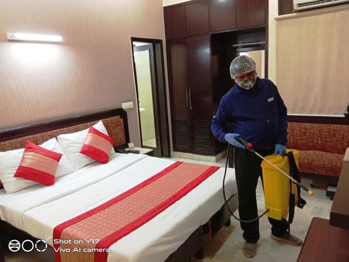 Sundeep Hotel 2*