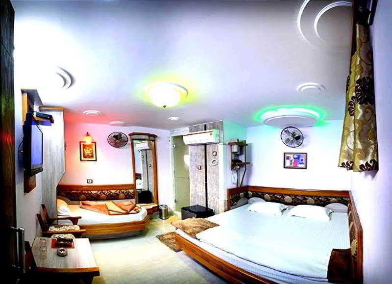 Hotel The Natraj Yes Please -new Delhi