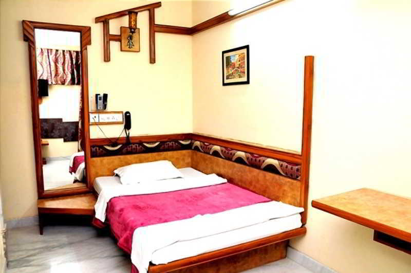 The Natraj Yes Please -new Delhi Hotel New Delhi
