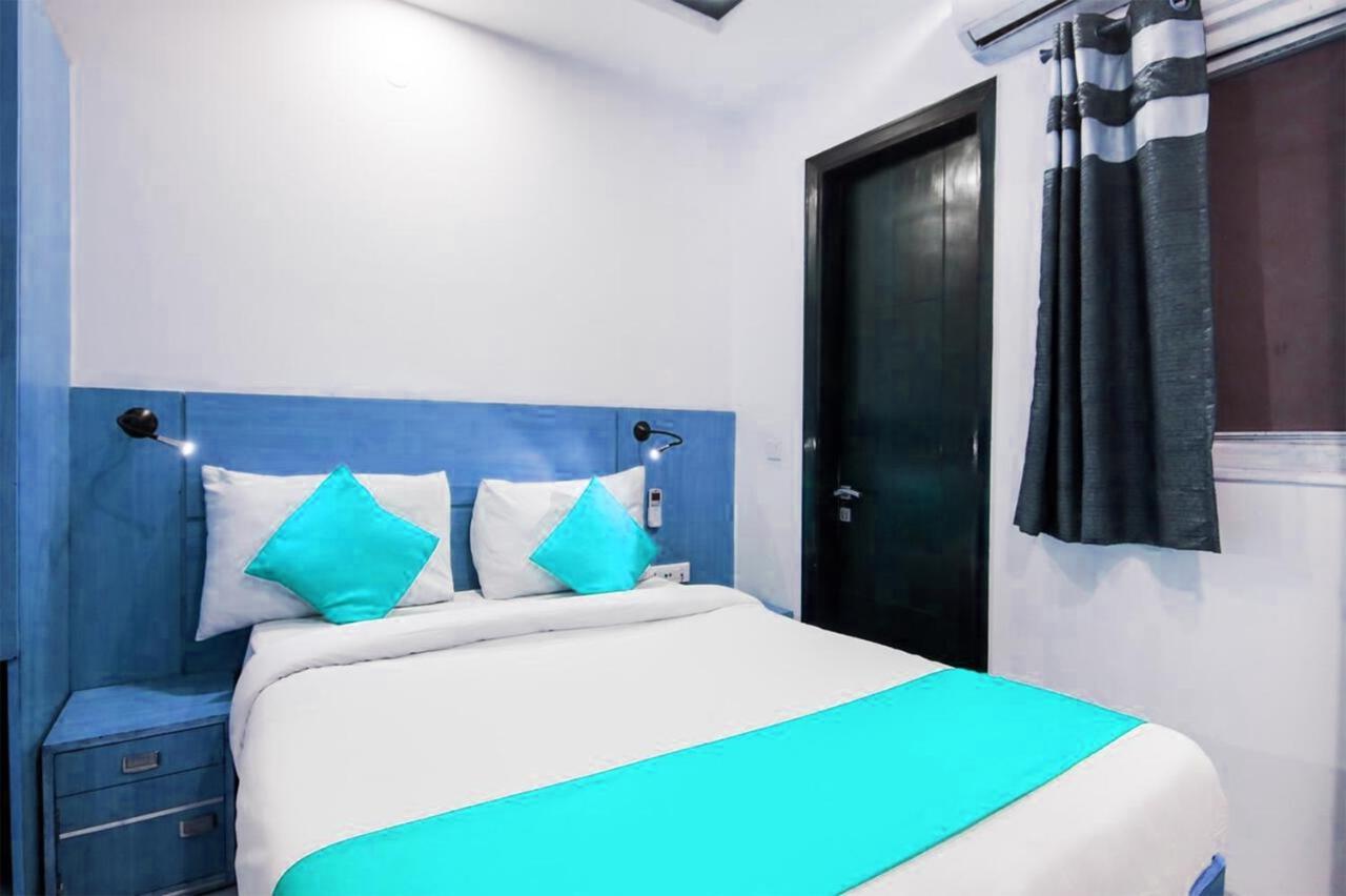 Hotel Sarvasa Residency Nova Deli