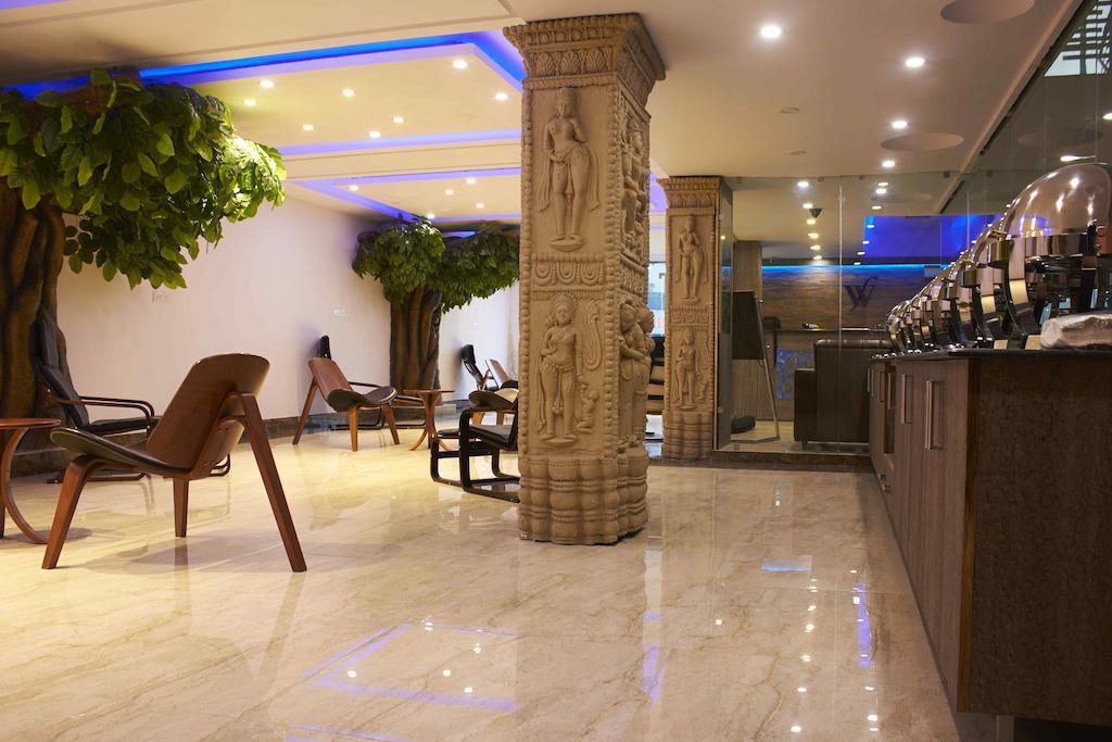 Waterfall Hotel 3*