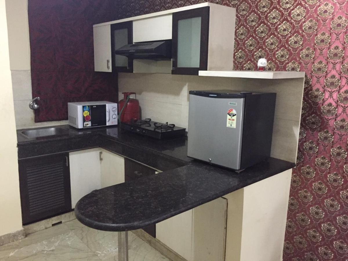 Hotel Jashn Near Apollo Hospital