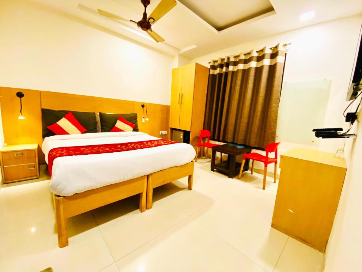 Hotel Sarvasa Residency 3*