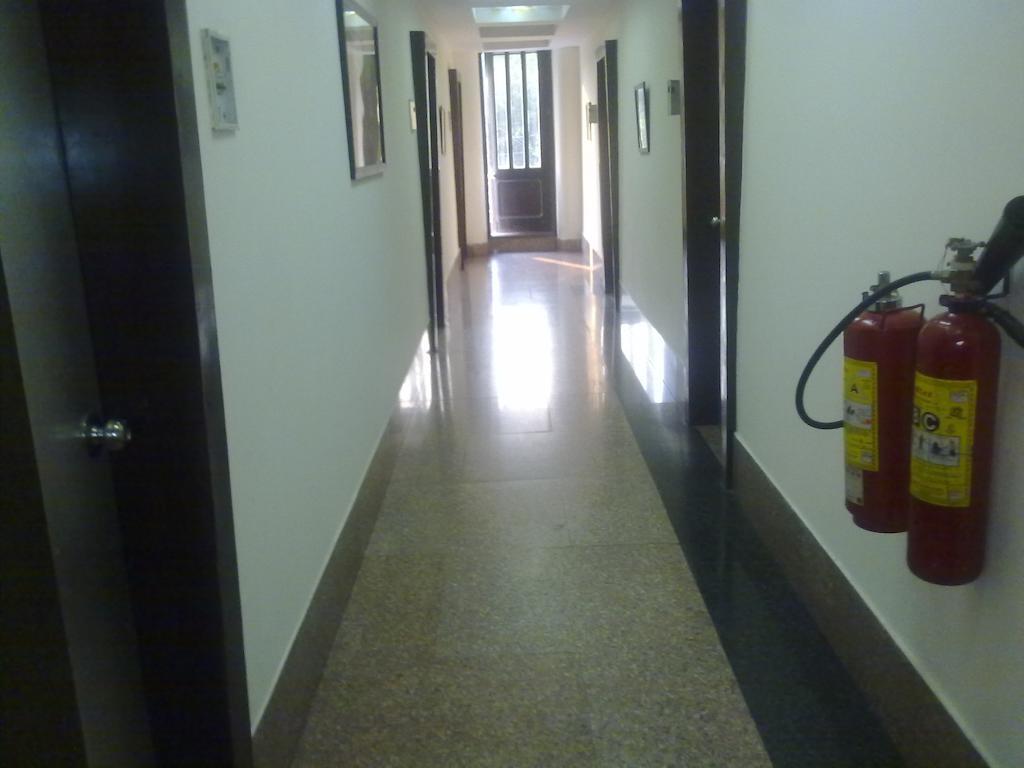 Capital O 2741 Corporate Point Hotel 3*