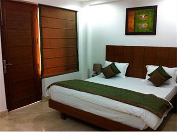 Bed & Breakfast Skylink 3*