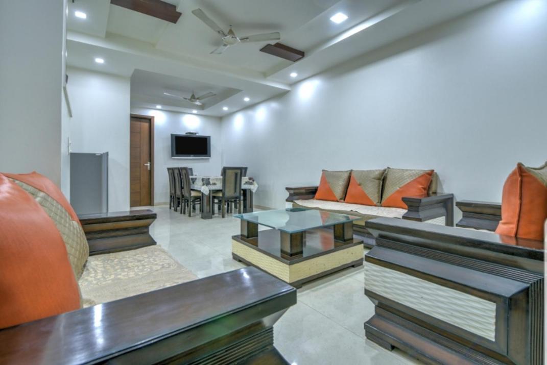 Ideal 3bhk Apartment!downtown Apartment New Delhi