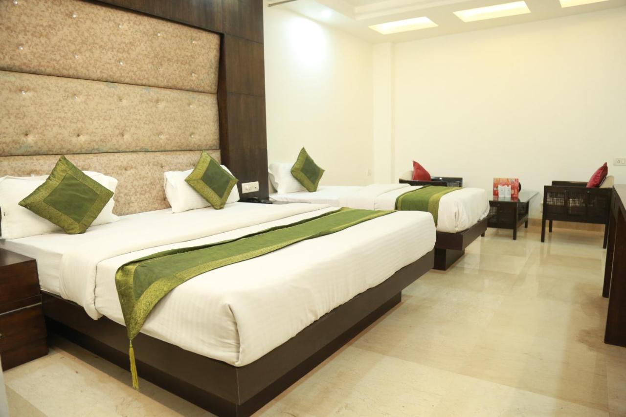 City Heights Hotel
