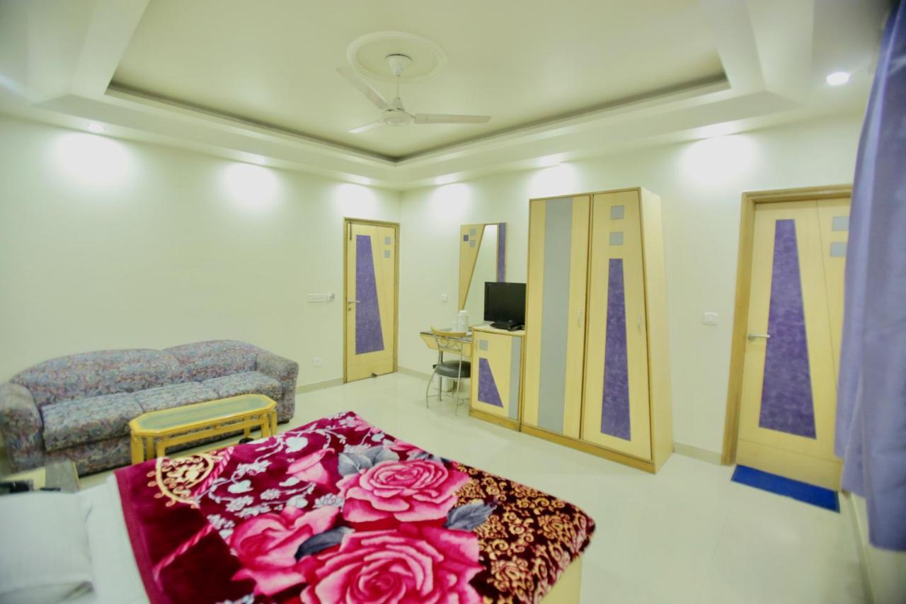Hotel Madonna New Delhi