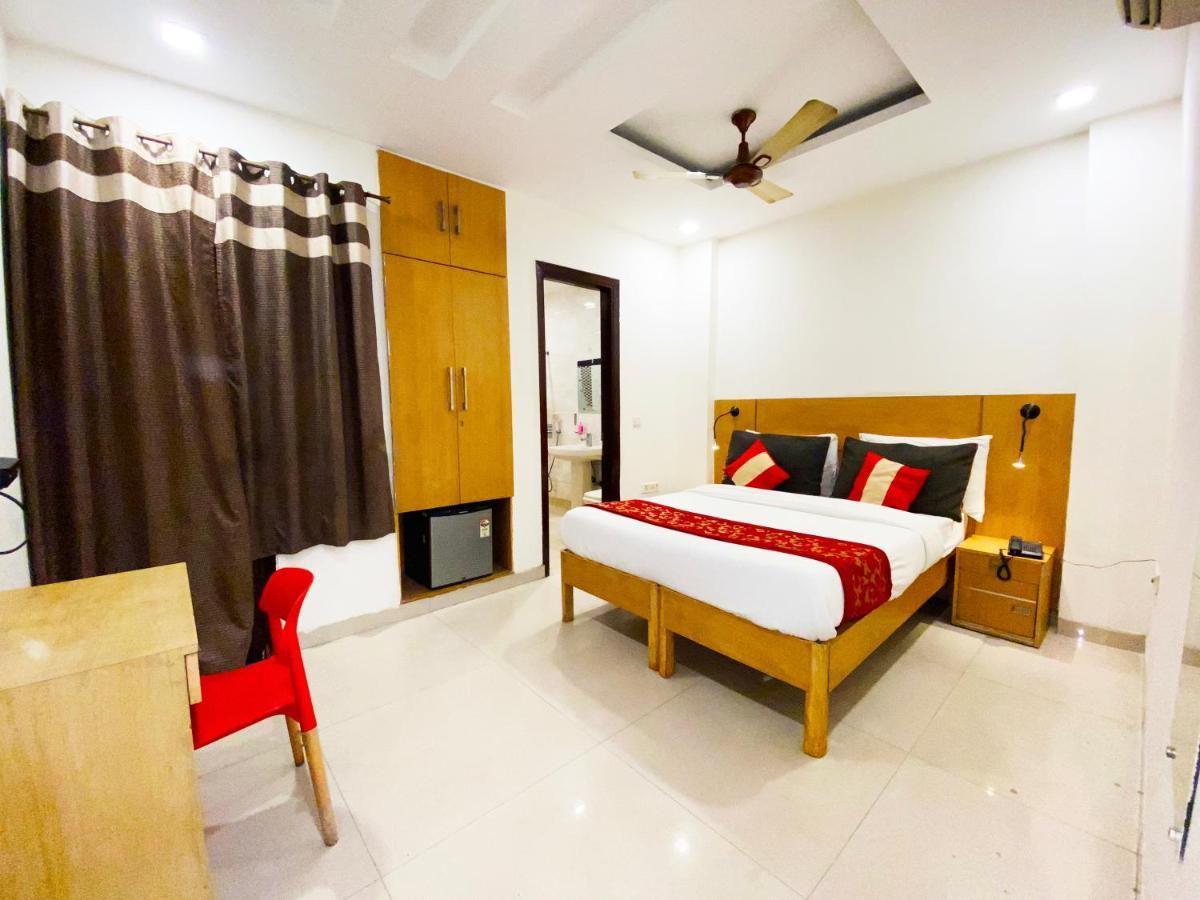 Sarvasa Residency Nova Deli
