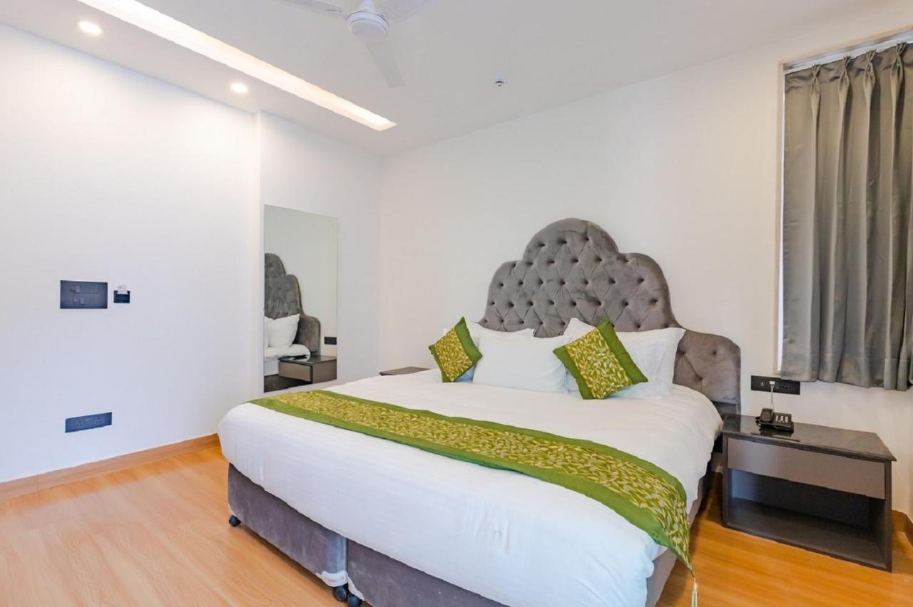 Guest house Mayur By Roomsinc Delhi *