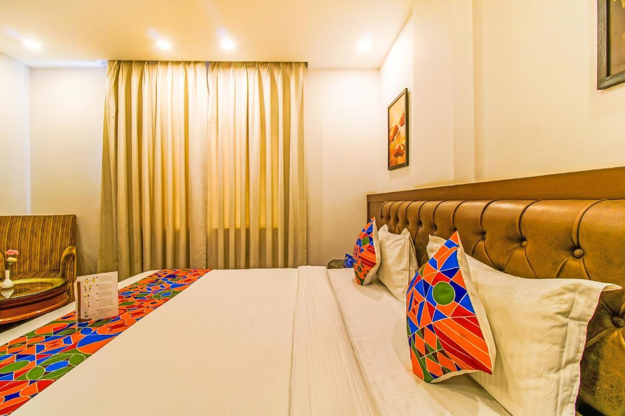 Fabhotel Bollywood Paradise Mahipalpur - Fully Vaccinated Staff Hotel