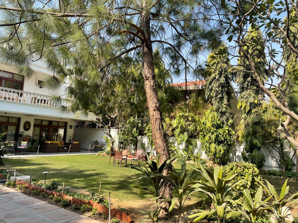 Acomodação com café da manhã  The Stay Inn New Delhi Nova Deli