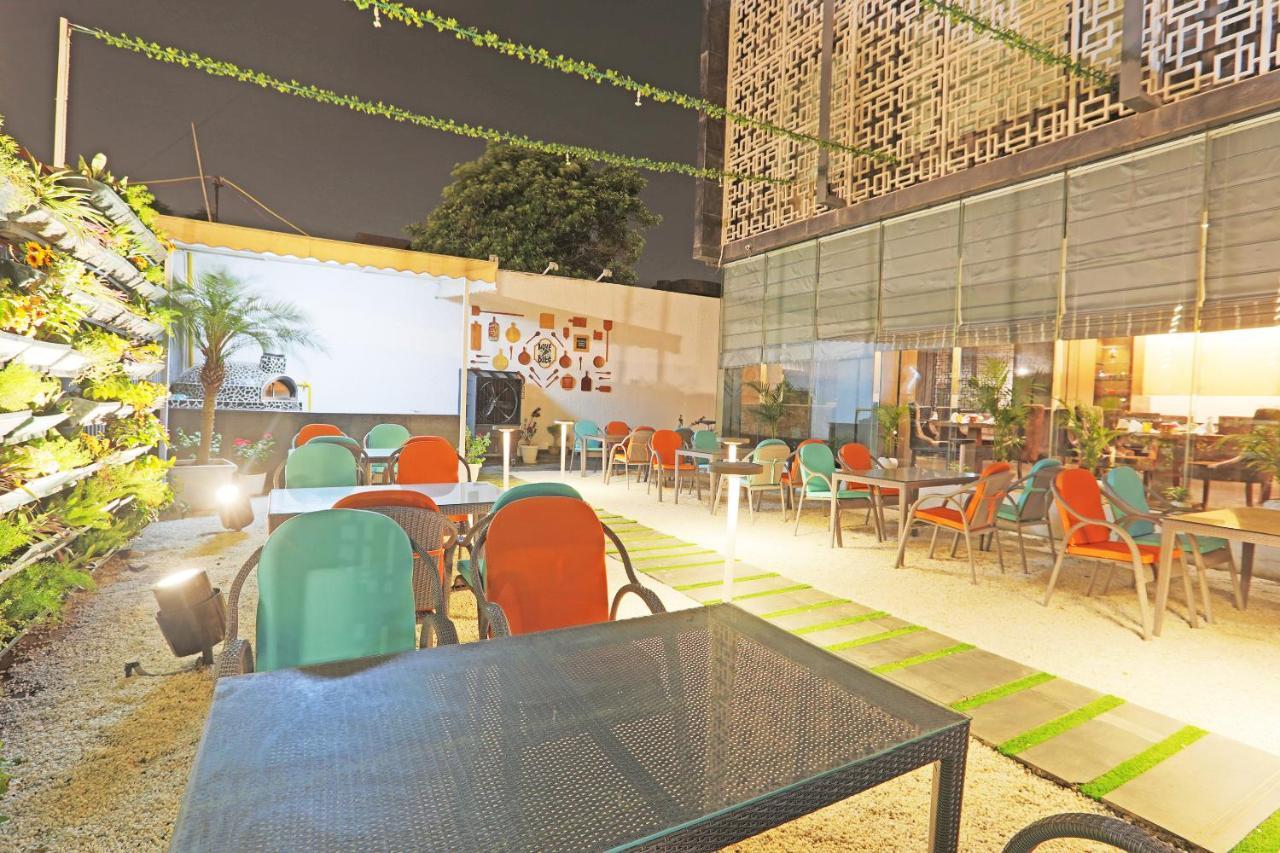 Hotel Westend Punjabi Bagh West Delhi