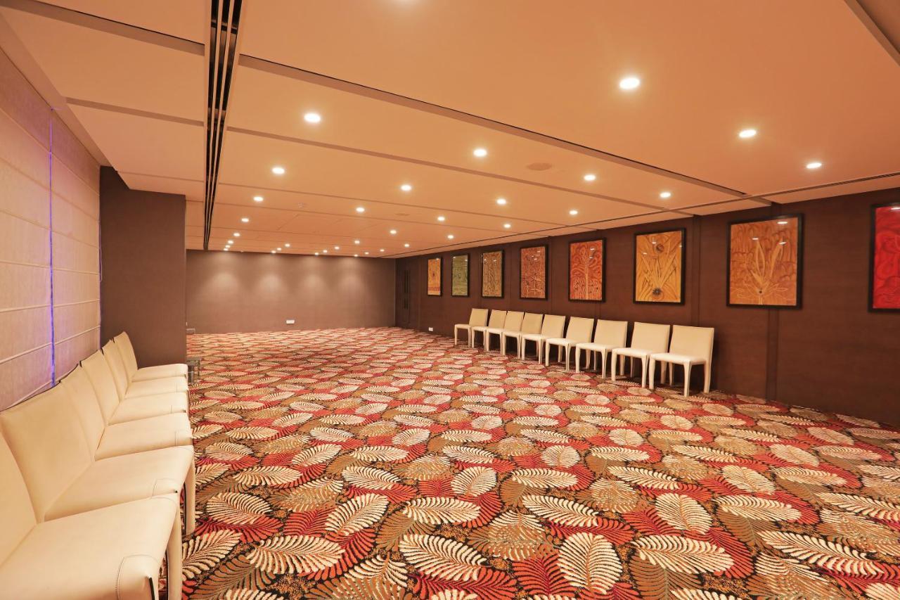 Westend Punjabi Bagh West Delhi 4*