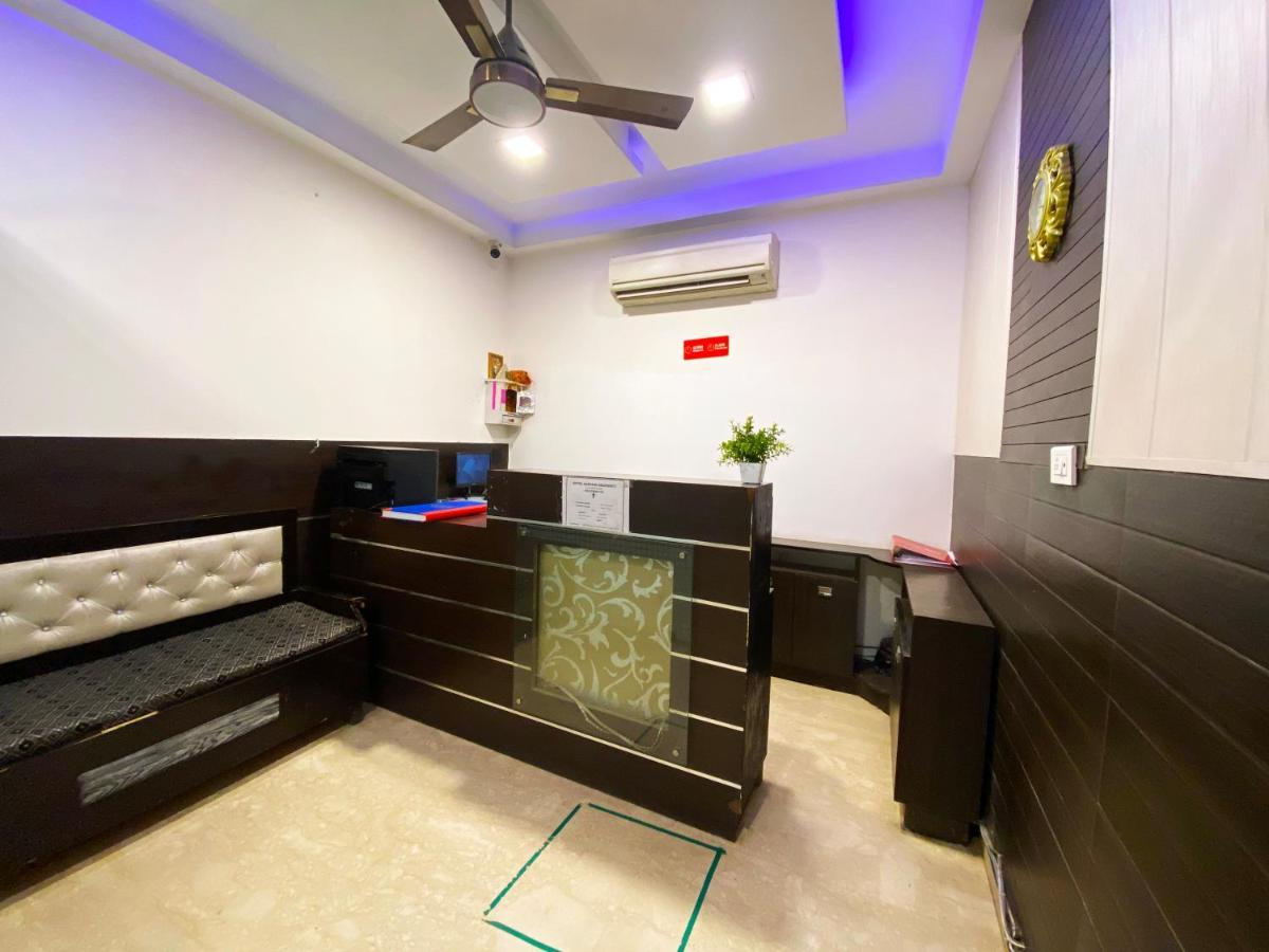 Hotel Sarvasa Residency Nova Deli