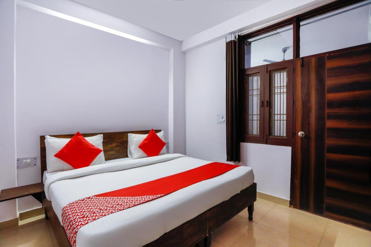 Oyo Flagship 70819 Royal King Delhi (National Capital Territory of India)