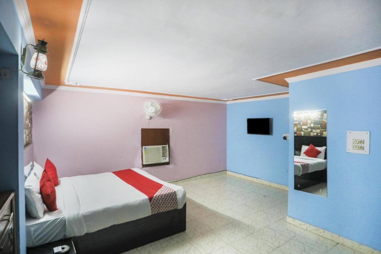 Hotel Oyo 74656 Quadis Kalkaji Devi
