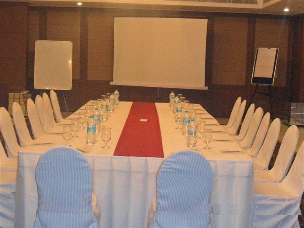 The Ocean Pearl Gardenia Hotel