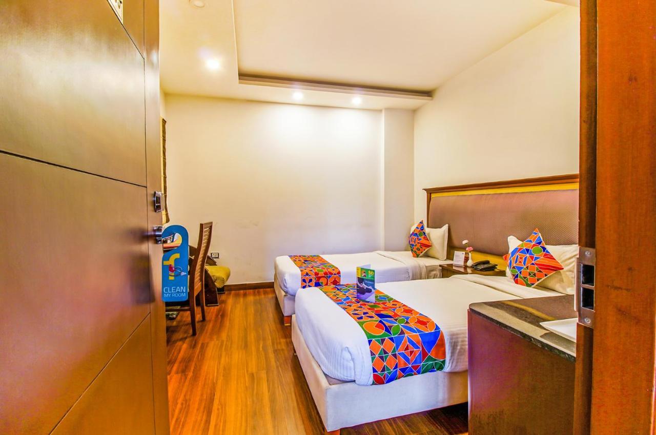 Fabhotel Bollywood Paradise Mahipalpur - Fully Vaccinated Staff 4*