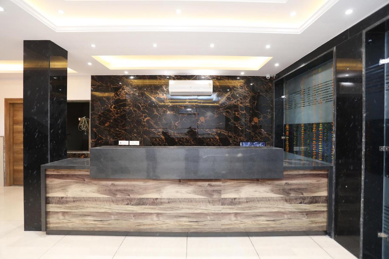 Hotel Sun Plaza - Mahipalpur Near Igi Airport New Delhi