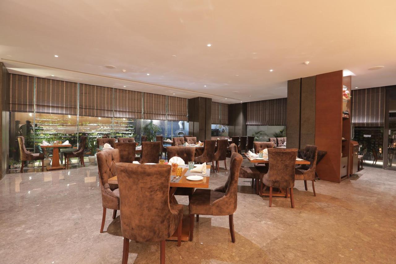 Westend Punjabi Bagh West Delhi 4*