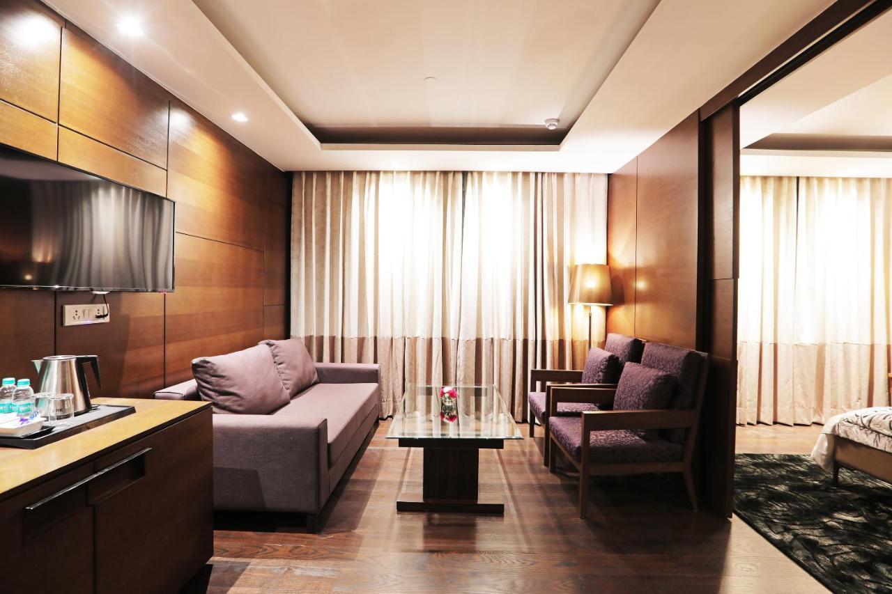Westend Punjabi Bagh West Delhi 4*