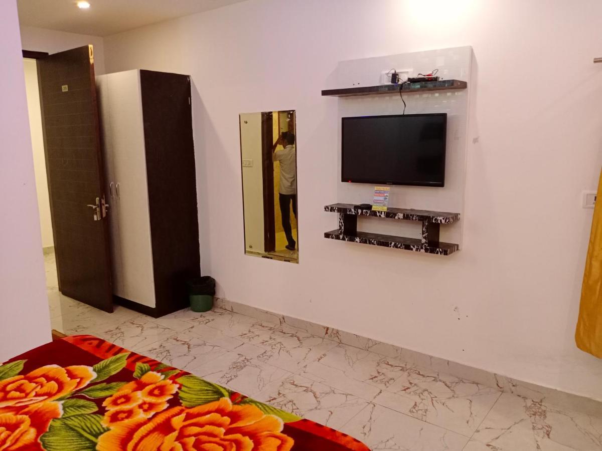 Sun Plaza - Mahipalpur Near Igi Airport Hotel 4*