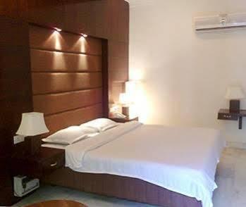 Regent Continental 3* Delhi (National Capital Territory of India)
