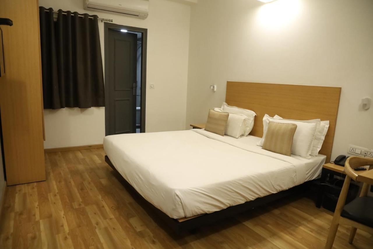 Aura44 Hotel 3*