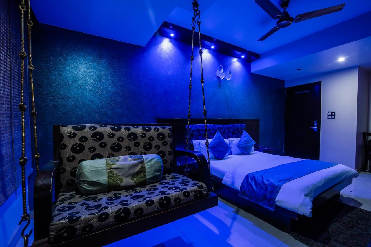 Shivdev International, Near Railway Station Hotel New Delhi