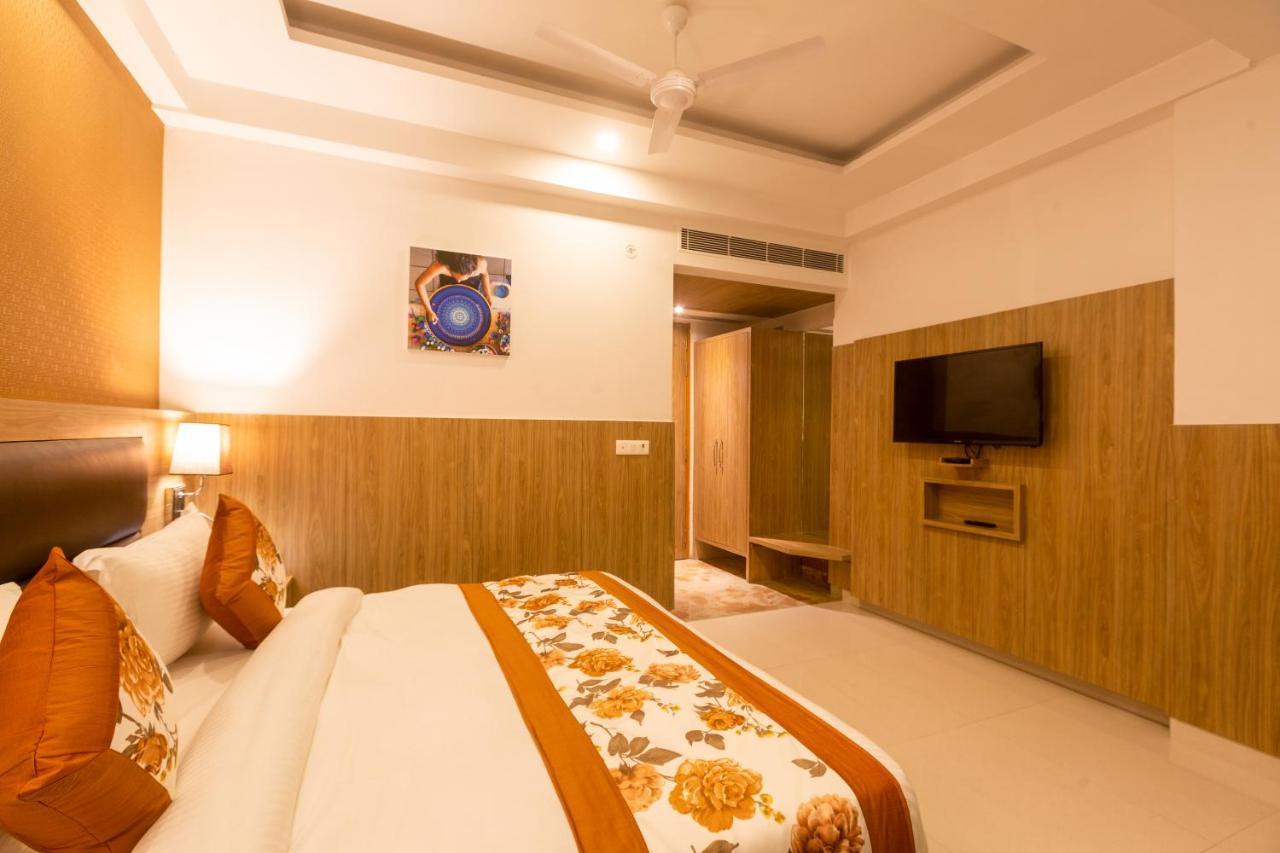 Hotel Staybook - Rove Airport