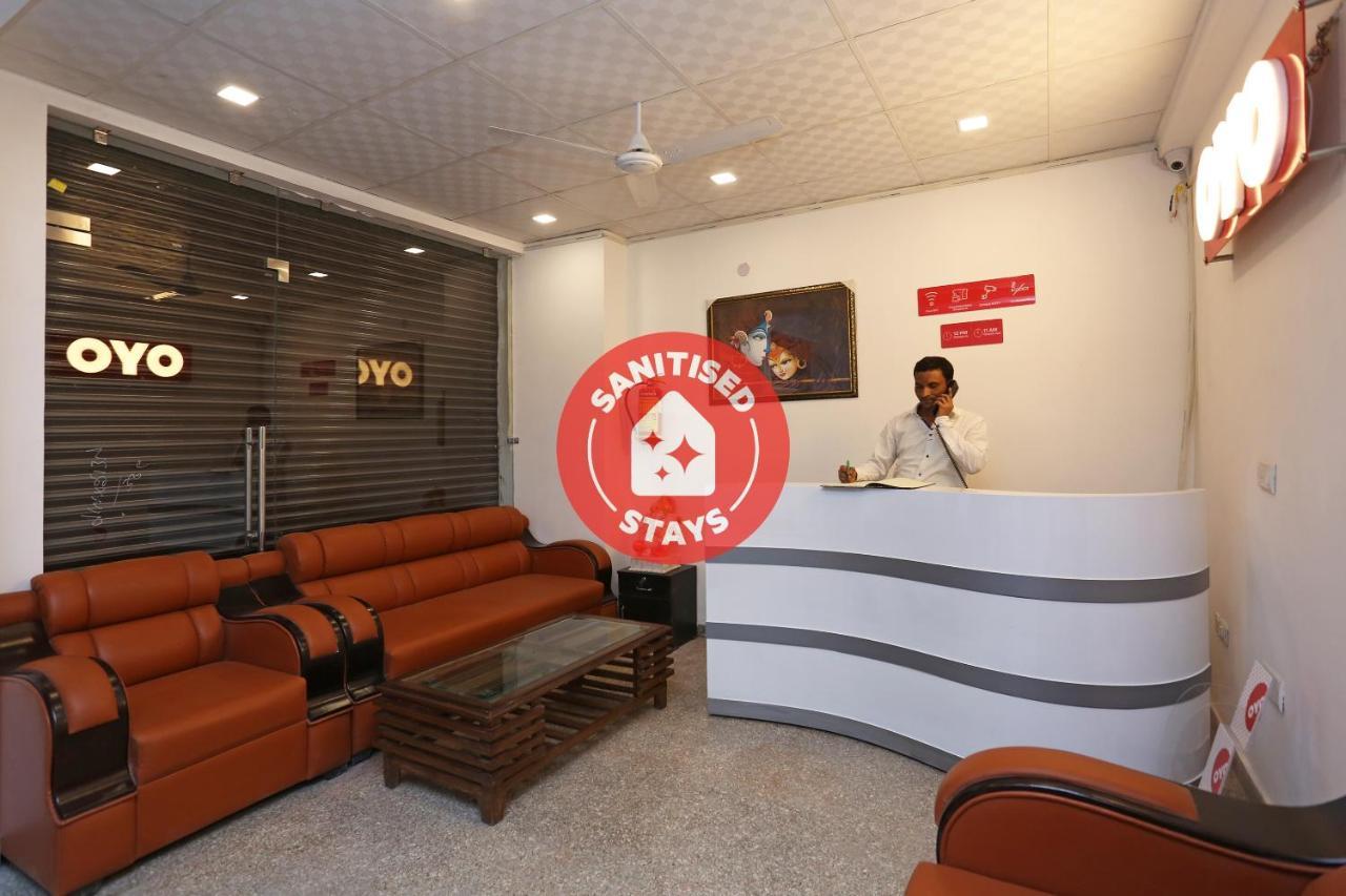 Hotel Vaccinated Staff - Oyo 14386 Orange