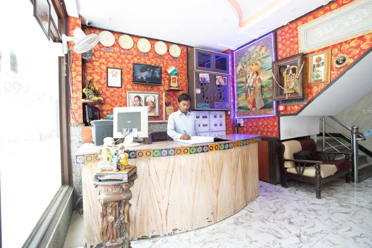 Hotel Oyo 23563 Kg Palace New Delhi