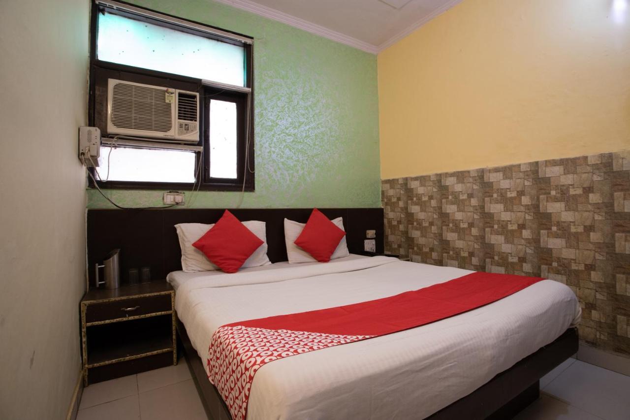 Hotel Oyo 23563 Kg Palace 3*