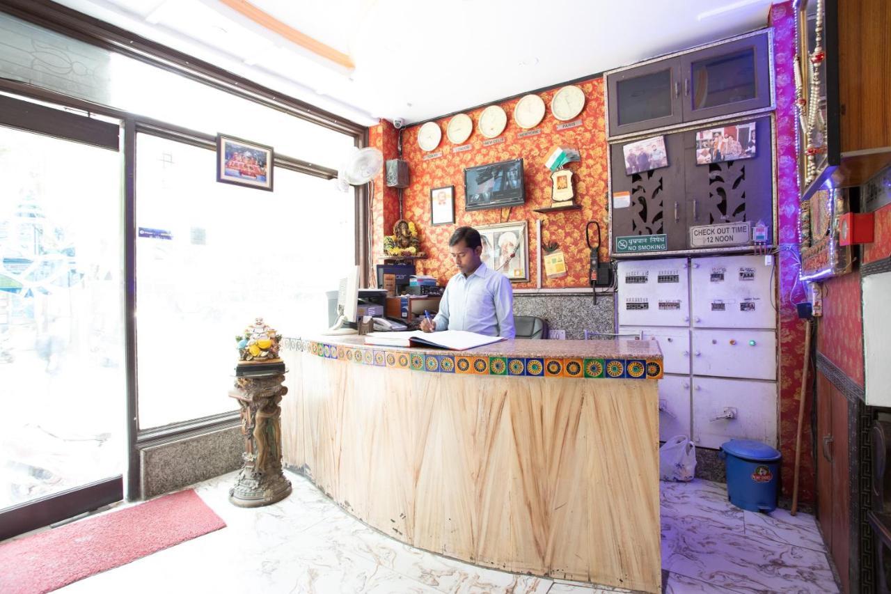 Hotel Oyo 23563 Kg Palace New Delhi