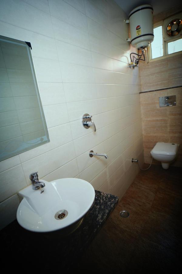 Delhi Darshan Deluxe-by Rsl Hospitality New Delhi