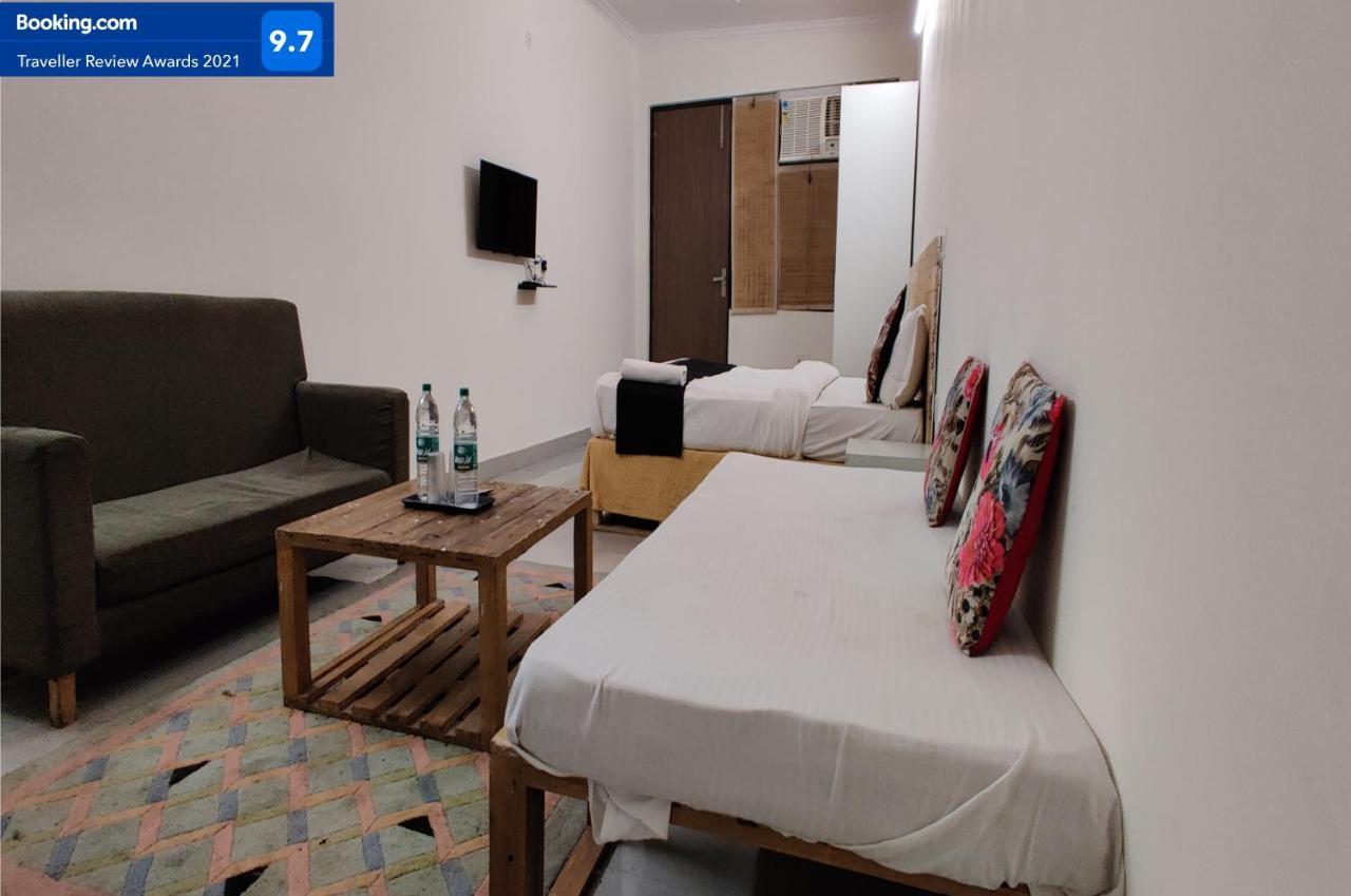 Hotel Gobravo Dev Palace Near Airport