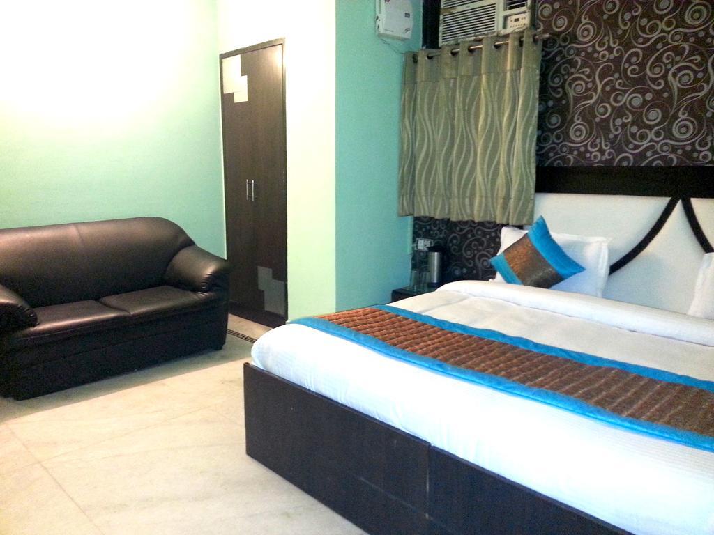 Hotel Ananda Hotel Delhi (National Capital Territory of India)