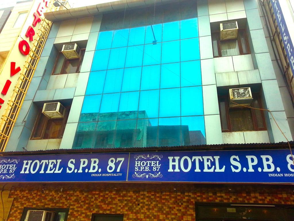 S.p.b 87 Hotel