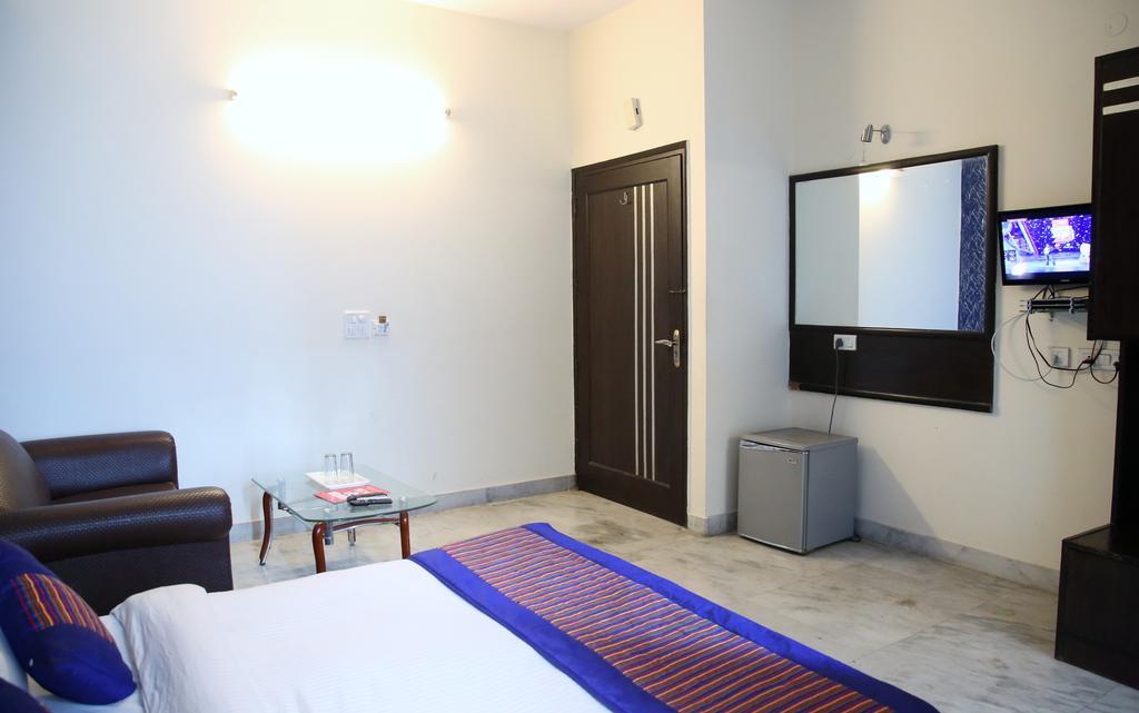 Mandakini Palace Hotel 3*