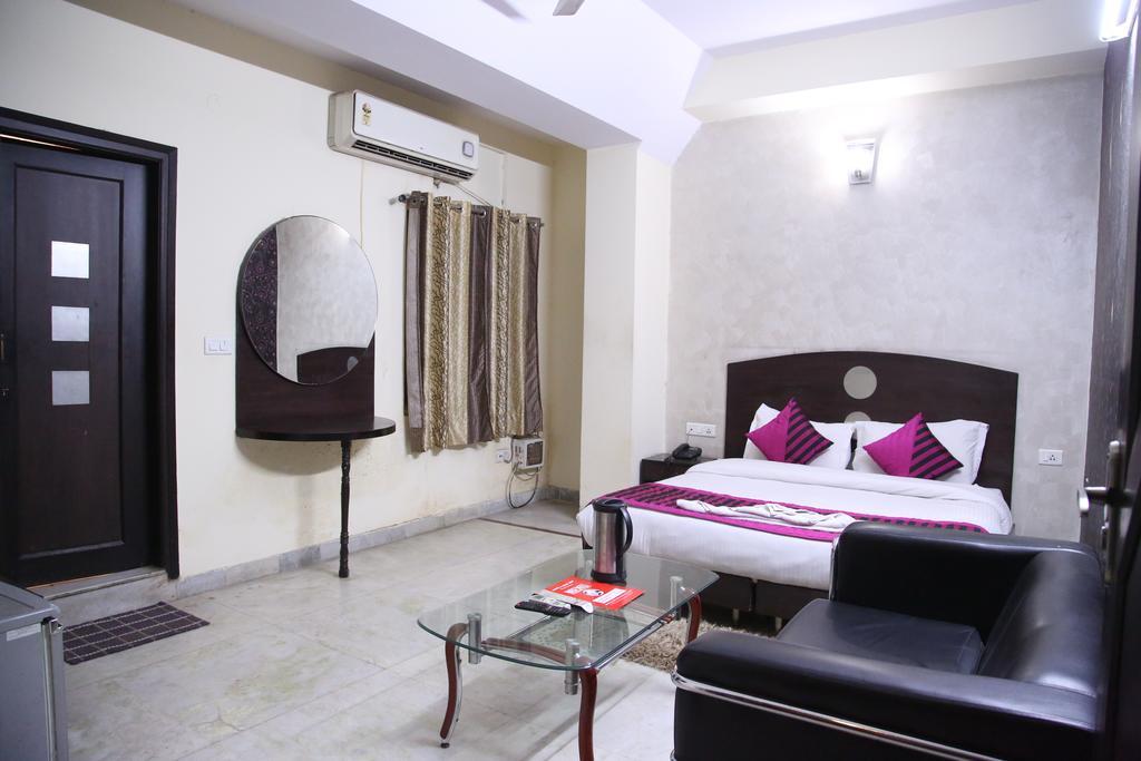 Mandakini Palace Hotel