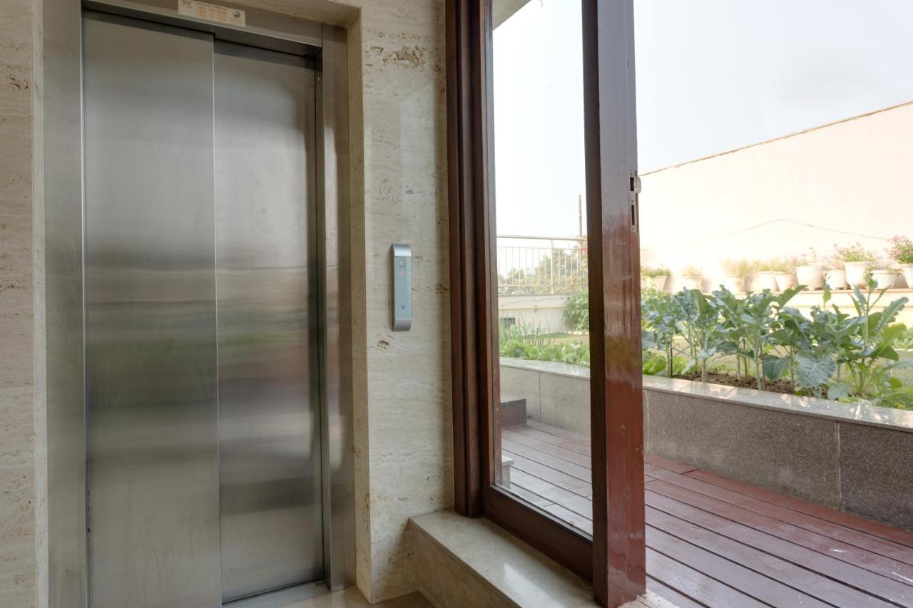 Ishatvam-4 Bhk Private Serviced With Terrace, Anand Niketan, South Delhi Apartment *
