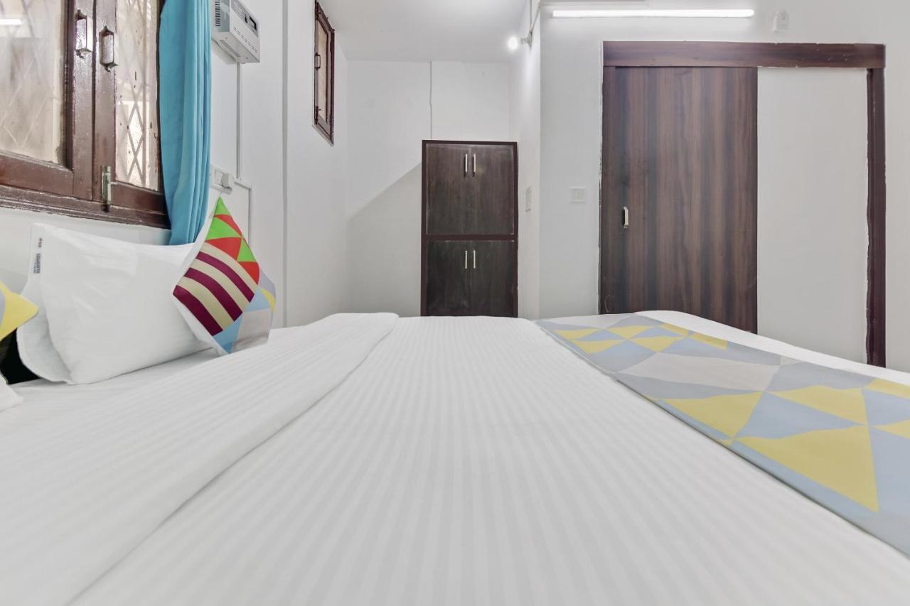 Oyo 78966 Cozy Stay Lajpat Nagar Near Metro Station Guest house 3*