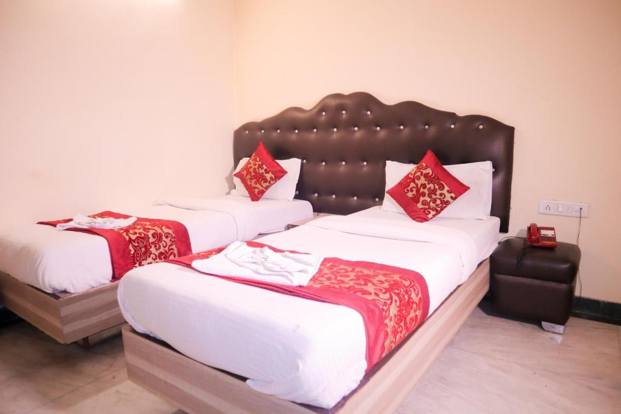India International Hotel 3*