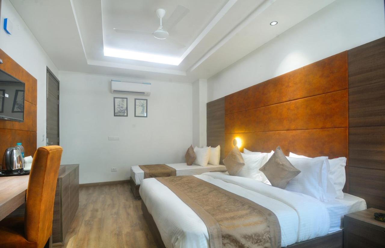 Hotel Primeland 3*