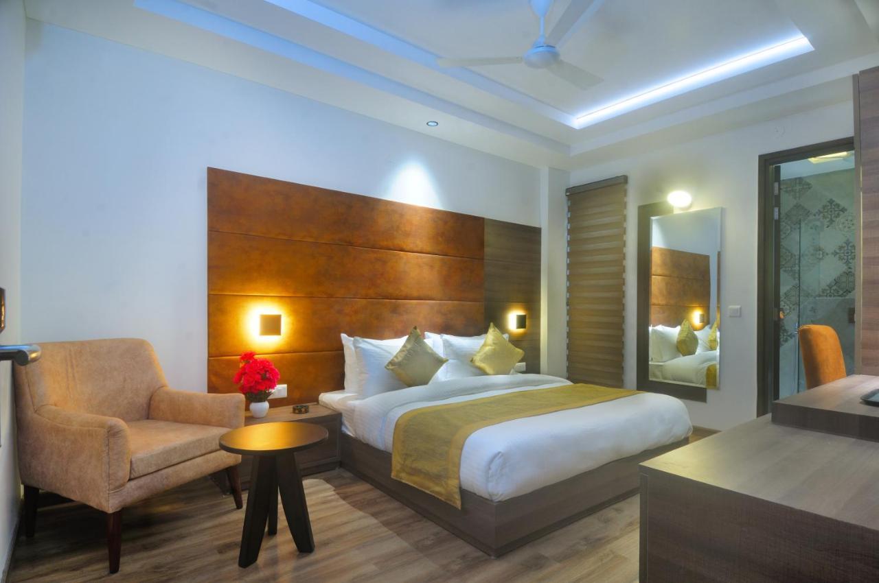 Primeland Hotel New Delhi