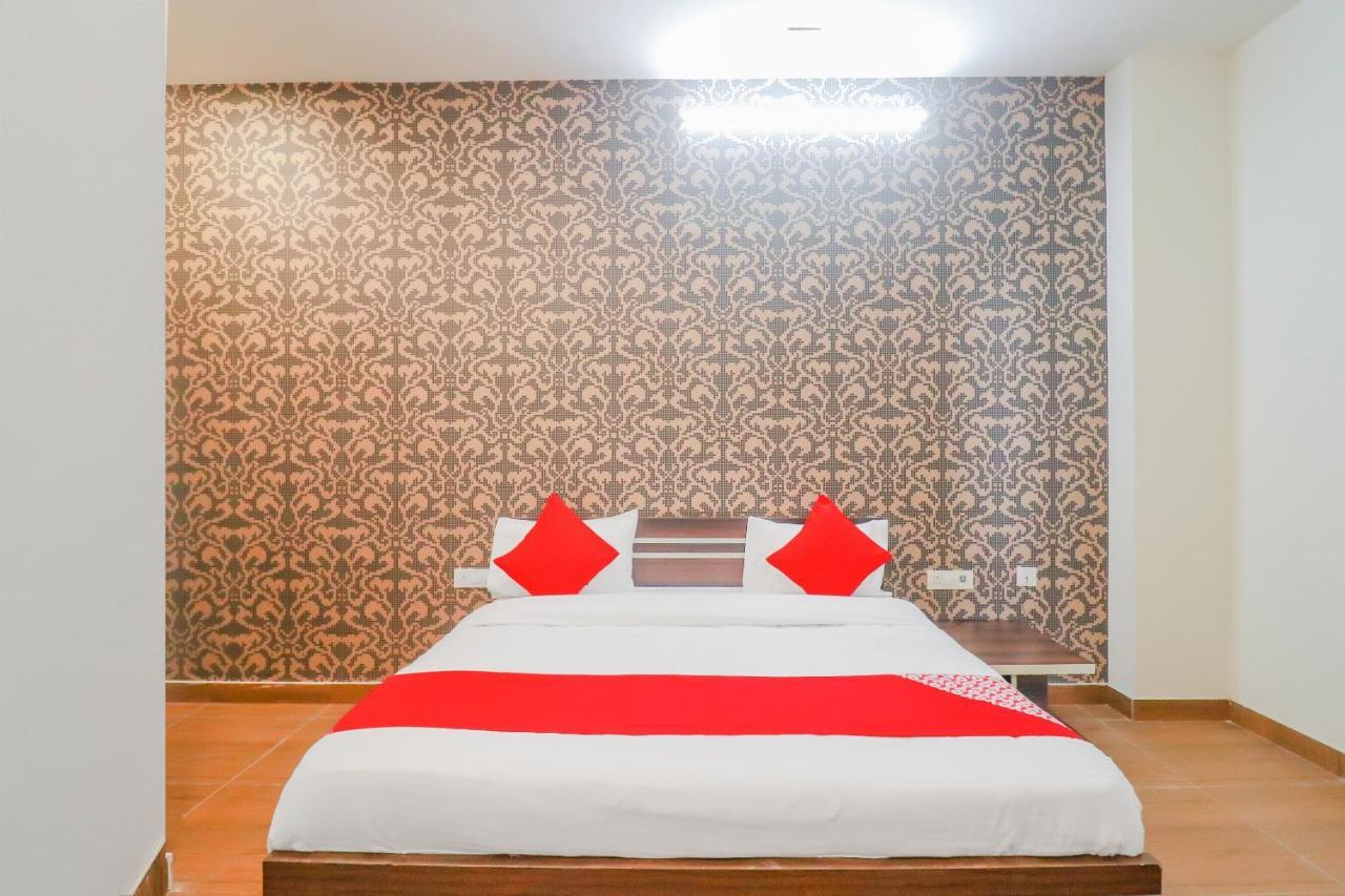 O Red Crown Delhi (National Capital Territory of India)