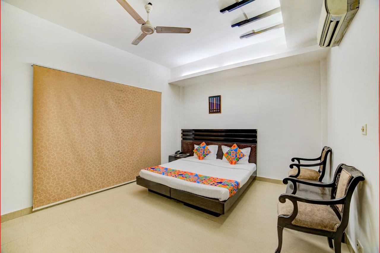 Fabhotel Exotica Greenpark Hotel 3*